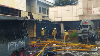 Terungkap! Ini Identitas Terduga Pelaku Pembakaran Mako Gegana Polri di Kramat Raya, Ternyata Ada Dua Wanita