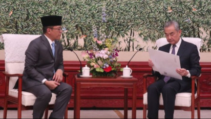 Sugiono Serahkan Surat Presiden Prabowo ke Pemerintah China: Menyampaikan Permintaan Maaf