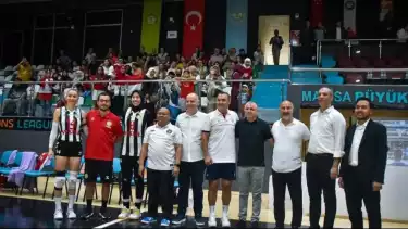 Debut Megawati Hangestri bersama Manisa BBSK ditonton langsung oleh Duta Besar RI di Turki