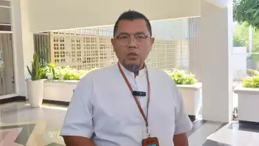 Manajer Hukum dan Humas RSUP Dr Sardjito, Banu Hermawan saat menyampaikan kondisi terakhir Rheza Sendy Pratama, korban meninggal seusai ikut demo kepada awak media, Senin (1/9/2025).