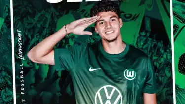 Bek keturunan Indonesia, Jenson Seelt resmi merapat ke Wolfsburg