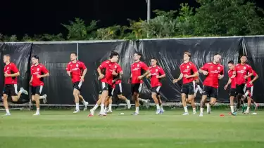TC Timnas Indonesia menjelang laga FIFA MATCHDAY di Lapangan C, Stadion Gelora Bung Tomo, Surabaya, Selasa, (02/09/2025)
