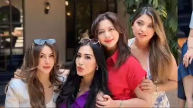 Potret Reuni Artis: Sarah Azhari, Diah Permatasari, Cut Keke, dan Diana Pungky
