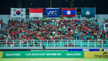 Gol Rayhan Hannan ke Gawang Laos Dianulir, Suporter Timnas Indonesia U-23 Terus Bergemuruh di Stadion Utama Gelora Delta Sidoarjo 