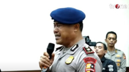 Tangis Kompol Cosmas Pecah, Pengakuannya Jadi Sorotan Publik: Sungguh Demi Tuhan