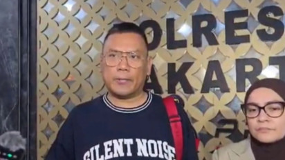 Ibu-Ibu Tukang Parkir yang Punya Cucu Disabilitas Ambil AC saat Jarah Rumahnya, Uya Kuya: Saya Ajukan Restorative Justice, Tidak Usah Sampai ke Pengadilan