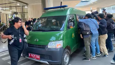 Resmi jadi Tersangka Korupsi Chromebook, Nadiem Makarim: Allah Tahu Kebenarannya!