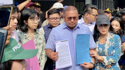 Andre Rosiade Terima Dokumen 17+8 Tuntutan Rakyat, Janji Serahkan Langsung ke Pimpinan DPR RI