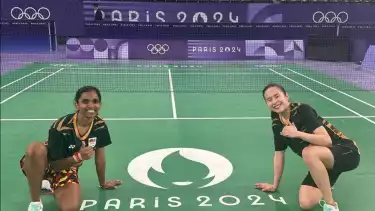 Ganda putri Malaysia, Pearly Tan dan Thinaah Muralitharan.