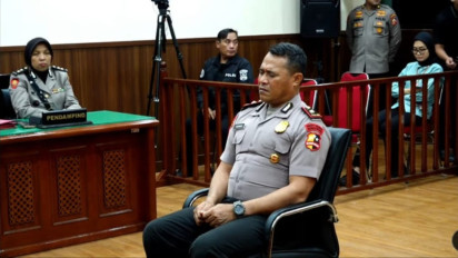 Jatuh Air Mata Kompol Cosmas, Akui Kejadian Affan Kurniawan Tertabrak Rantis Brimob Bukan Hal yang...