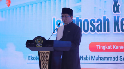 Peringati Maulid Nabi 1447 H, Menag Kenalkan Konsep Ekoteologi di Hadapan Presiden dan Wapres