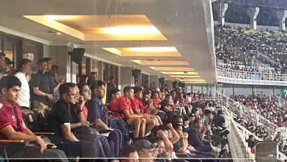 Ekspresi Jay Idzes saat Jadi Penonton Timnas Indonesia Vs Taiwan di Tribun, Pasang Muka Begini 