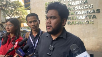 Polisi Geledah Kantor Lokataru, Tim Advokasi Heran Polisi Sita Buku Hingga Spanduk