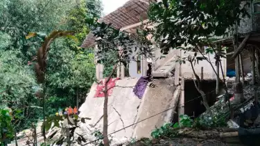 Kondisi bangunan majelis yang ambruk di Bogor