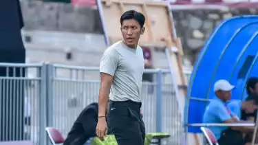 Ahmad Bustomi, mantan pemain Timnas Indonesia yang kini berkarier menjadi pelatih Persema.