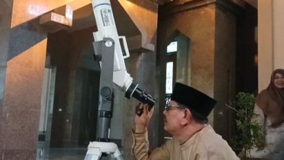 Gangguan Cuaca Akibatkan Gerhana Bulan Total Tak Terlihat Sempurna di Aceh