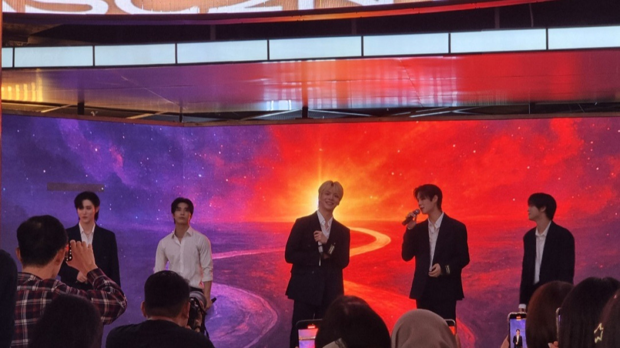 Fansign di Jakarta, ASC2NT Bagikan Cerita Saat Tampil di Waterbomb Festival Bali
            - galeri foto