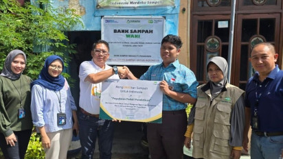 Pegadaian Peduli Pendidikan Rakyat, Berikan Beasiswa Bagi Pengelola Bank Sampah di Seluruh Indonesia
