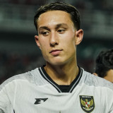 Para Pemain Timnas Indonesia Berbondong-bondong Bereaksi usai Miliano Jonathans Resmi Umumkan Cedera ACL, Jay Idzes Beri Respons yang Bikin Merinding