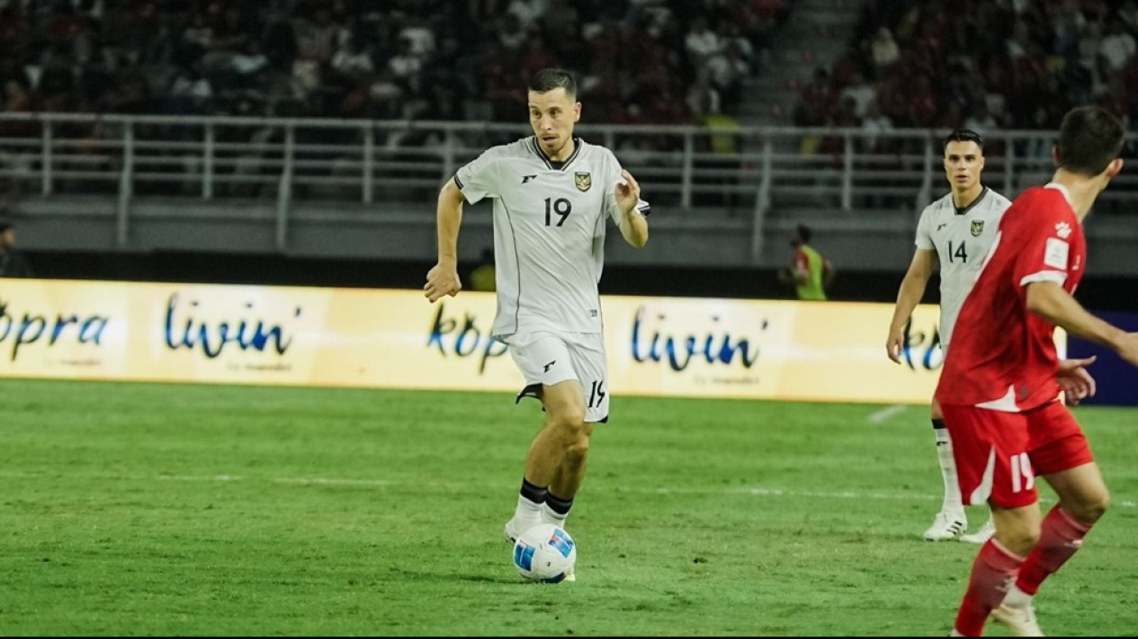 Thom Haye Bicara Jujur soal Alasan Tolak Jabat Tangan Para Pemain Lebanon: Saya Ajak Ribut jika Saya Lebih Muda
            - galeri foto