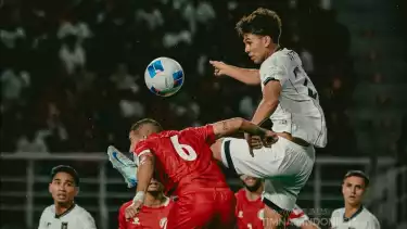 Adrian Wibowo saat debut bersama Timnas Indonesia