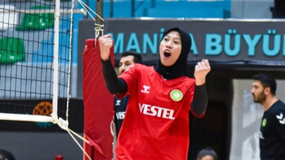 Pelatih Megawati Hangestri di Bank Jatim Beri Kabar Begini soal Kemungkinan Megatron Main di Livoli 2025