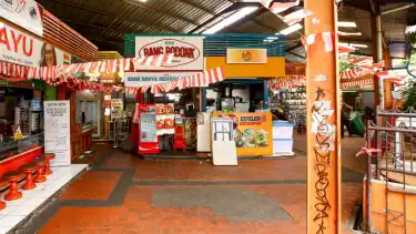 Suasana aktivitas perdagangan di Plaza 2 Blok M, Jakarta Selatan