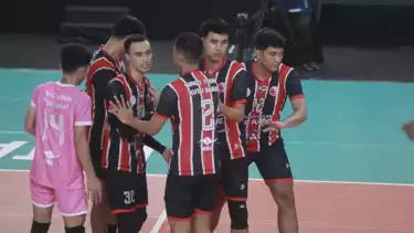 Nizar Julfikar dan pemain Singo Yudha di Livoli Divisi Utama 2025