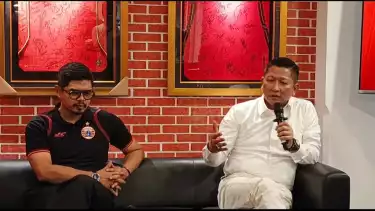 Bambang Pamungkas dan Mohamad Prapanca