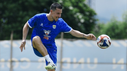 Detik-detik Thom Haye Tersulut Emosi hingga Usir Pemain Persebaya dari Lapangan, Pemain Anyar Persib Ini Kesal kalau...