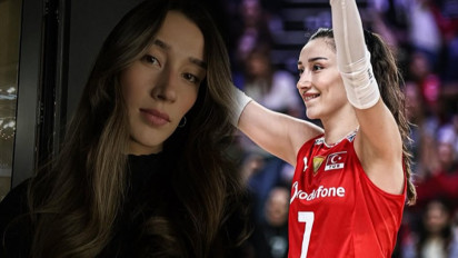 7 Potret Cantik Hande Baladın, Bintang Voli Turki yang Bikin Gagal Fokus, Pesonanya Nggak Main-main