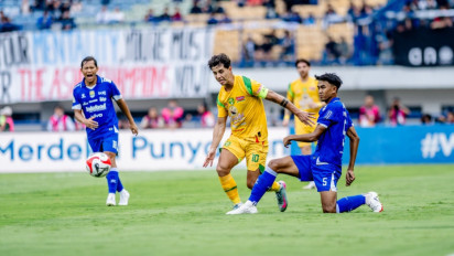 Hasil Persib Vs Persebaya: Sempat Ditunda karena Hujan Deras, Debut Thom Haye dan Eliano Reijnders Berakhir Manis