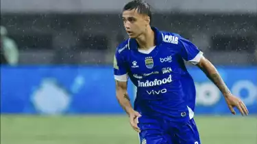 Eliano Reijnders Debut Bersama Persib Bandung