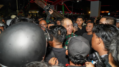 Cerita di Balik Grahadi Nyaris Hangus, Dialog Jadi Jalan Keluar