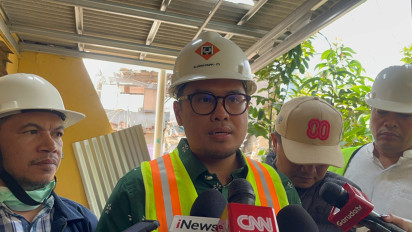 Tinjau Pengungsian Korban Terdampak Ledakan di Pamulang Tangsel, Pilar Saga Pastikan Kebutuhan Bayi-Anak Sekolah Tersalurkan