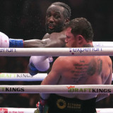 Kata-Kata Terence Crawford Saat Disinggung Peluang Rematch Lawan Canelo Alvarez: Saya Menghormatinya