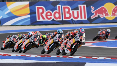 Klasemen Akhir Red Bull Rookies Cup 2025: Veda Ega Pratama Heroik Jadi Runner-up, Peluang Naik Kelas ke Moto3 Terbuka Lebar