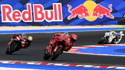 Terang-terangan, Andrea Dovizioso Akui Marc Marquez Beda Level dengan Pembalap Lain di MotoGP 2025