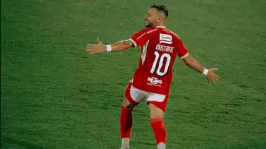 Mirza Mustafic bawa Bali United ungguli Persija Jakarta 1-0 di babak pertama