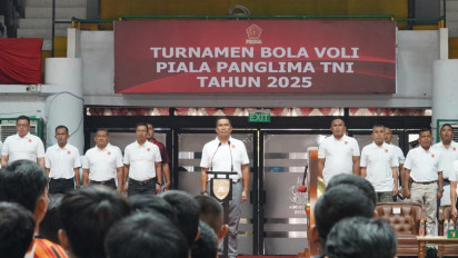 Danrem 084 Bhaskara Jaya Buka Turnamen Voli Piala Panglima TNI 2025 di Gresik