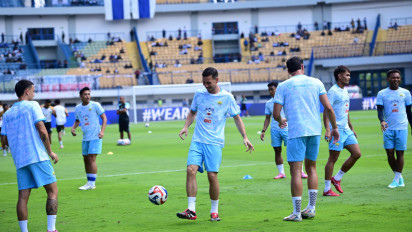 Jamu Persib Bandung, Pelatih Arema FC Terang-terangan Waspadai Kualitas Thom Haye Dkk
