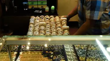 Mati Suri Aktivitas Jual-Beli Pasar Rawamangun, Pedagang Mengeluh Omset Anjlok