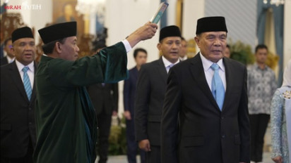 Djamari Chaniago dan Ahmad Dofiri Mendapat Kenaikan Pangkat Jenderal Kehormatan dari Prabowo