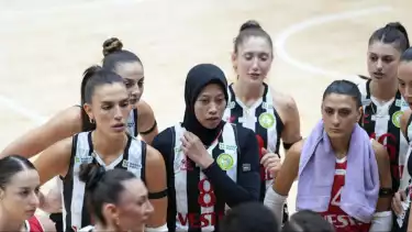 Megawati Hangestri di Manisa BBSK