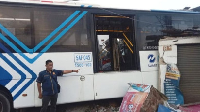 Bus Tabrak Empat Ruko dan Sebabkan Korban Luka di Pulogebang, PT Transjakarta Minta Maaf