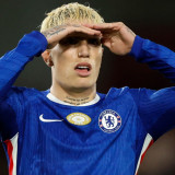 Gagal Masuk Skuad Piala Dunia 2026 dan cuma Cetak 1 Gol, Pemain Rp967 Miliar Milik Chelsea Pamer Tato Joker Satu Punggung Penuh