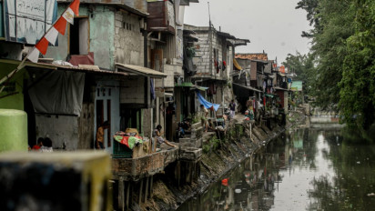 Hidup Berdesakan di Tanah Tinggi Jakpus, Warga Tidur Bergantian dan Berharap Bantuan Pangan