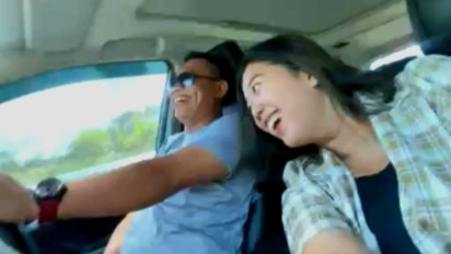 Viral Video Wahyudin Moridu DPRD Gorontalo Bilang "Rampok Uang Negara" Sambil Naik Mobil dengan Perempuan Diduga Hubungan Gelap, Kini Nasibnya...