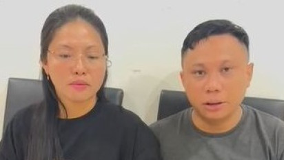 Wahyudin Moridu Ketakutan Minta Maaf Sambil Gandeng Istri Padahal di Video Viral Bareng Perempuan 'Hugel' Sambil Bilang Rampok Uang Negara