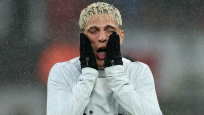 Brutal! Alejandro Garnacho Langsung Jadi Korban Suporter Manchester United usai Chelsea Takluk di Old Trafford